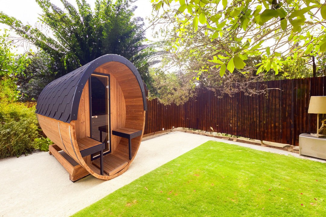 "4m Barrel Sauna: Spacious Rustic Retreat for Ultimate Relaxation" - Heatinova