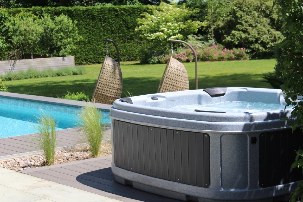 Roto Spa DuraSpa S380:View in AR! Discover Luxury, Your Ultimate 6 Person Hot Tub Haven - Heatinova