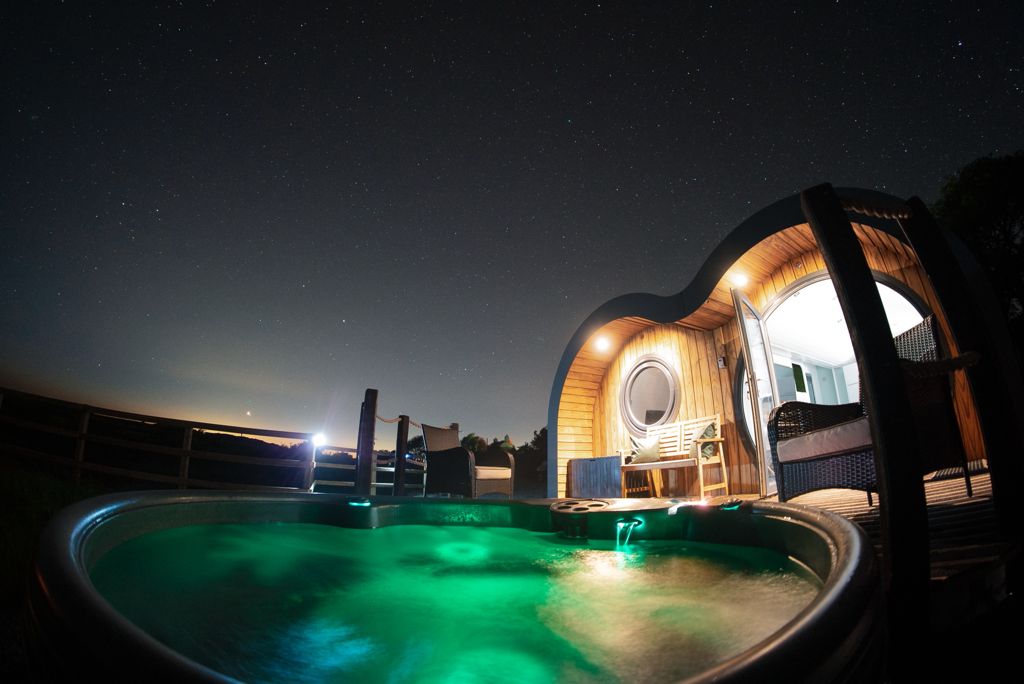 Roto Spa QuatroSpa: View in AR!Your Ultimate 6 Person Hot Tub Escape! - Heatinova